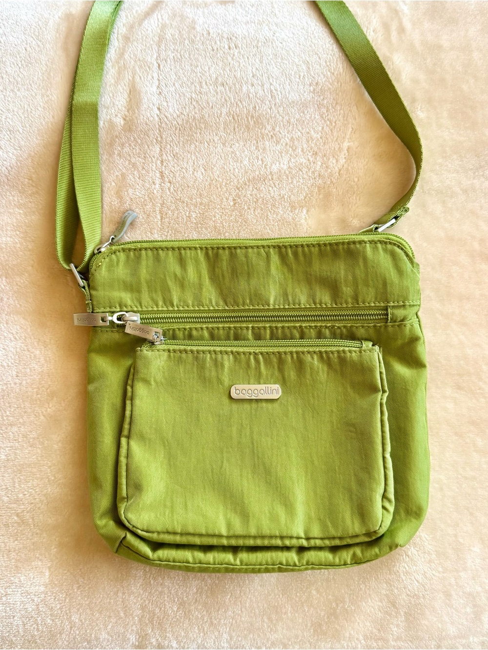 Baggallini Lime Green Nylon Crossbody Bag